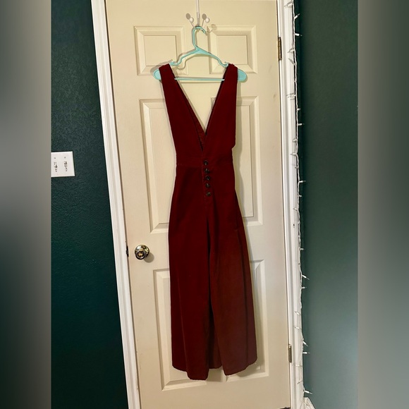 Listicle Red Burgundy Corduroy Jumpsuit Sleeveless Overalls Medium - Picture 1 of 7